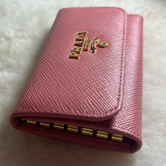 COPY - NEW PRADA Logo Saffiano Leather 6 Rings Key Case Key Holder Pink - Picture 4 of 11